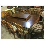 LARGE WOOD TABLE W/CENTER LEAF & 8 MATCHING CHAIRS