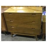 VINTAGE MARTINSVILLE 3 DRAWER DRESSER