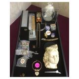 Lot incl. pins, vintage watch bands, mable