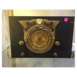 Vintage Detrola radio workings mod. 195E