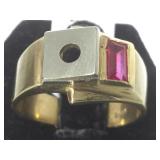 14k ring w/ ruby side stone sz 9