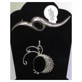 Sterling/ blk onyx Native American pendant &