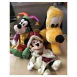Minnie mouse Pluto and goofy plush stuffed animals