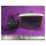 Tomtom gps with car adapter and windshield mount