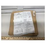 Plat Panel tv mount new in box with hdmi cable