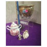 Small China Satsuma vase, Meakin sugar bowl, 2.