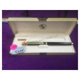 Collbri Uncle Scrooge Disney pen in box
