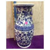 Blue/ white Chinese ceramic vase, 14 inch H,local