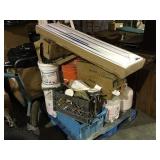Pallet lot incl. concrete tools, propane tanks,
