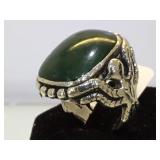 Sterling ring w/green gemstone, size 7.5