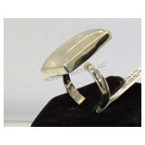 Sterling adjustable ring w/ moonstone gem,