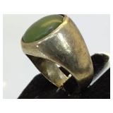 Sterling ring w/ green gemstone, size 9