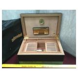 Adorini Carrara black Deluxe L humidor new in box