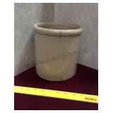 Small crock w /  crack,  as is, local pickup only