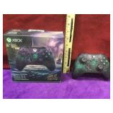 Xbox One Sea of Thieves controller with box
