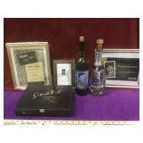 Lot of Sinatra collectibles incl. stamp, wine