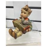 Hummel Lets Singer 110/1 figure, Full Bee Western