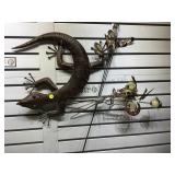 Outdoor metal decorations, lizard and insects on