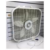 Box fan. 16 in, working local pickup only