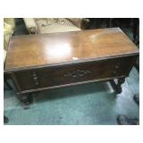 vintage Lane Cedar chest , walnut, bad hinges,