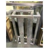 Pair of aluminum stands local pickup only