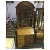 Beautiful Thomasville Secretary desk, 2 pt, case,