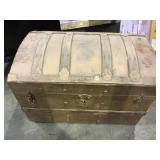 Vintage humpback trunk with insert local pickup