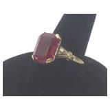 10 k gold ring w/ ruby, size 5.5