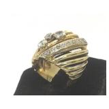 14k gold & diamond rng, size 5.5