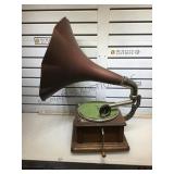 Morning glory Horn 78 rpm Phonograph, wind up,