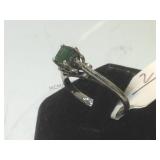 10 k gold ring w/ green gemstone, size 6