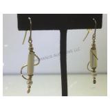 Pair of 14k gold dangle earrings w/ pearls