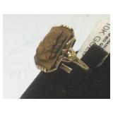 10k gold ring w/carved tiger eye , size 6