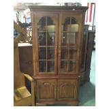 Thomasville  corner cabinet, beveled  glass,