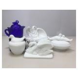 Lidded bowls. Birds.