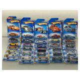 30 assorted hot wheels, see photos