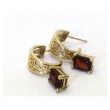 14K Gold half hoop earrings with Garnets - 4.3g