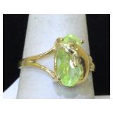 10k Gold Ring with 2.5g dolpphine sz 7