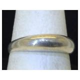 Sterling silver ring 
Size 7