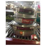 Cast aluminum pots with lids