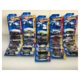 30 assorted hot wheels, see photos
