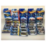 30 assorted hot wheels, see photos