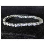 Sterling silver clasp bracelet with clear glass