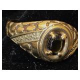 10K Gold Ring with Brown Topaz 
Size 10 4.5g