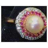 10K Gold Ring with Spinel and a pearl 
Size 8