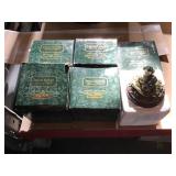 Thomas Kincaid light at collection cottages