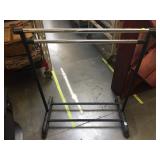 Rolling clothing rack