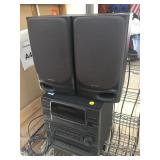 Aiwa Digital Audio System and speakers