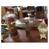 Decorative items - capodimonte and more