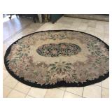 Oval area rug, need cleaning, approx 90x115